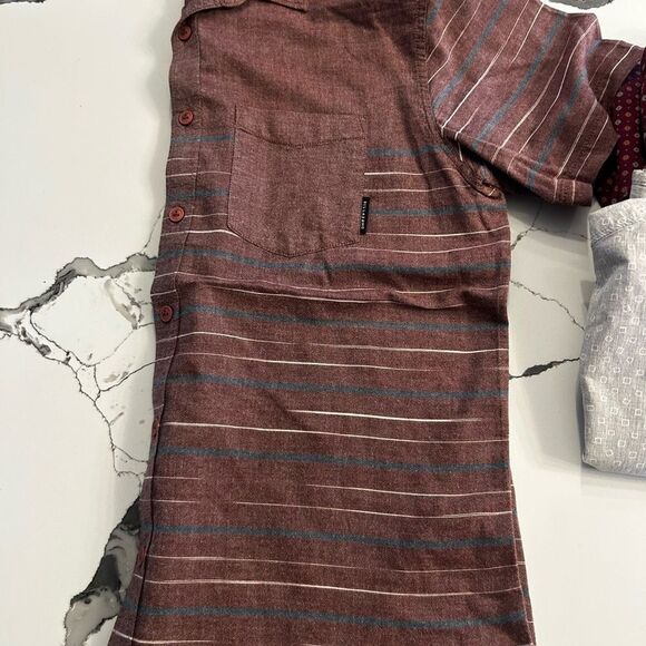 Billabong Men's Burgundy and Light Gray Shirt Trio - Picture 5 of 7